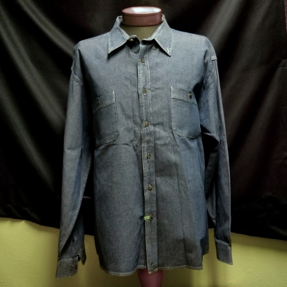 ⭐️4x for $20 Vintage Long Sleeve Button Up Denim-like Shirt - Picture 2 of 6